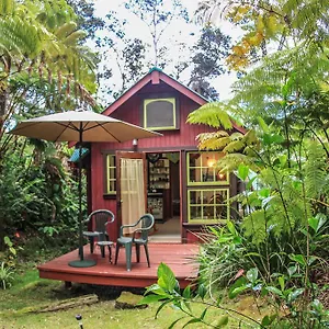Holiday home Ferny Hollow: Romantic Rainforest Volcano
